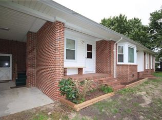 6190 W Blackwater Rd, Zuni, VA 23898