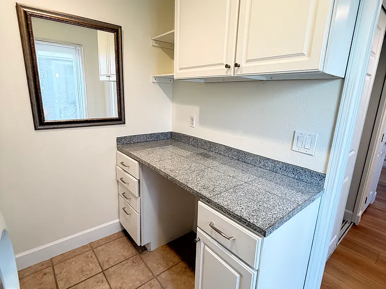 5701 Malaga Pl — Photo 20