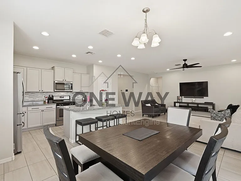 392 S 194th Ln — Photo 15