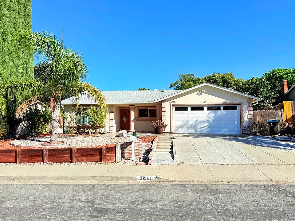 3204 Dimaggio Way