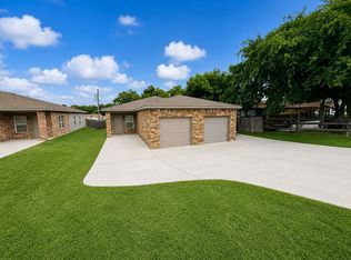 8004-8006 Doreen Ave, Fort Worth, TX 76116