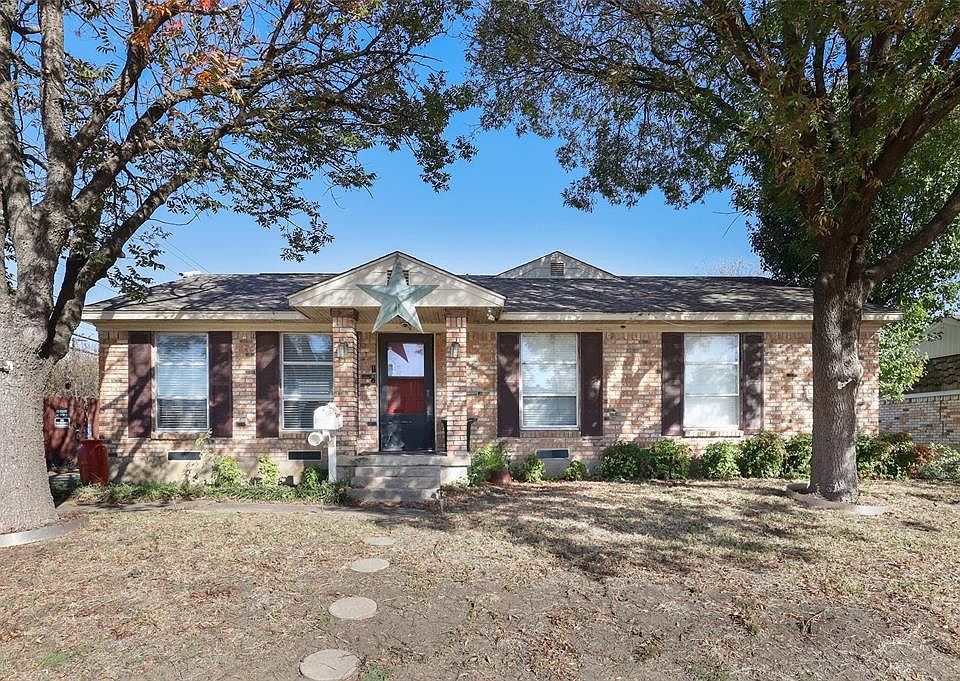 1st image of 2423 English Dr