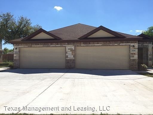 1st image of 3711 Vista Cove Dr