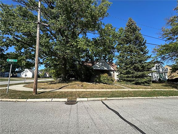 2nd image of 29625 Green Dr