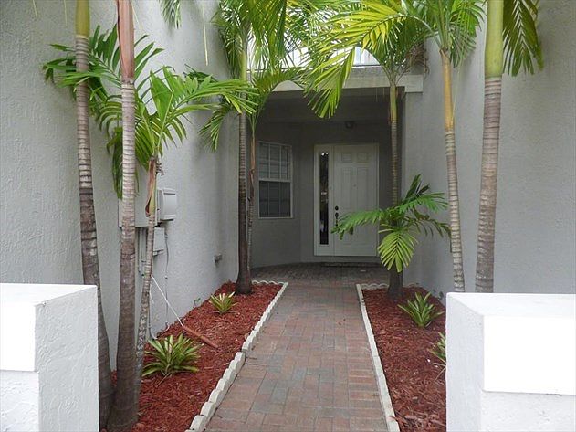 2nd image of 7985 NW 114th Path