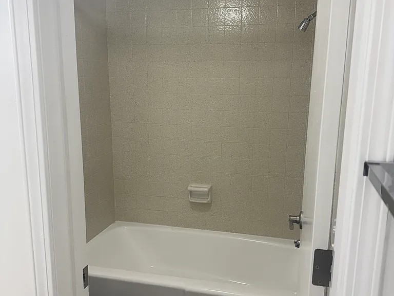 Villa Apartments — Photo 39