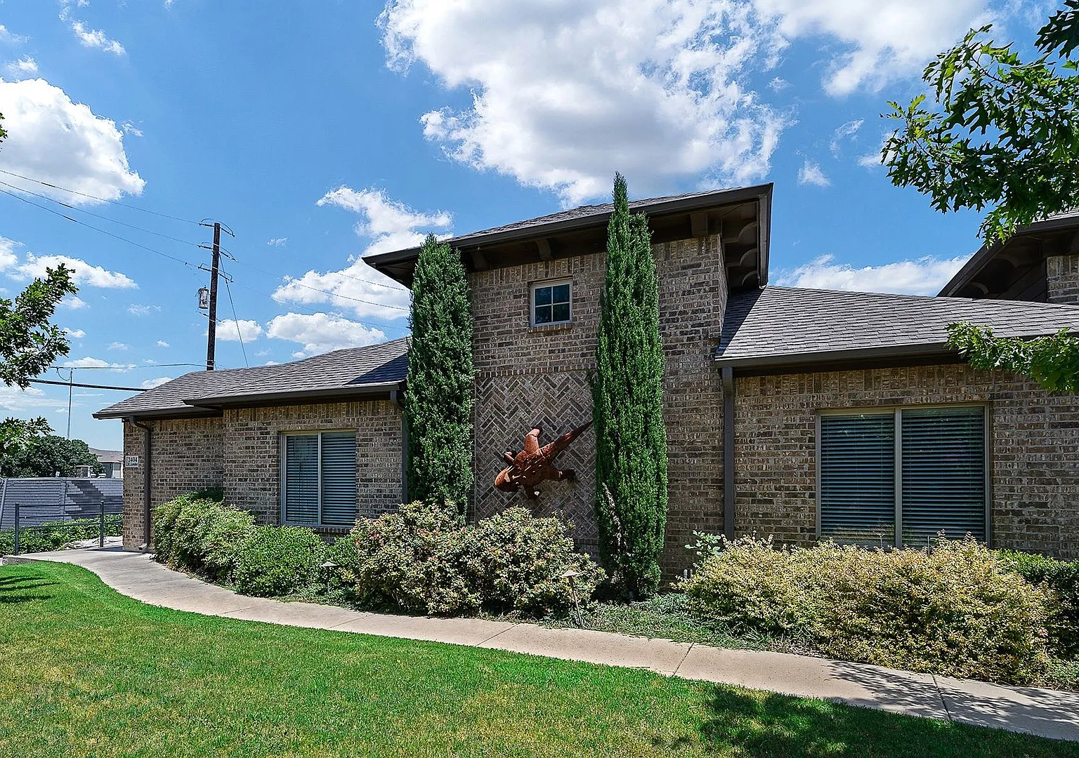 ** Move In 2026 $7200 * Move In 2027 $7800 ** 6 Bed 4 Bath Home, 5 Minute Walk To Tcu — Photo 1
