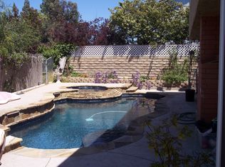 861 Lindawood St, Thousand Oaks, CA 91320