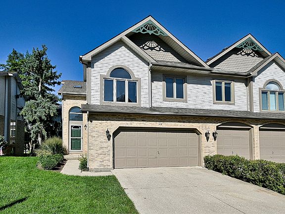 2nd image of 148 Schiller Sq