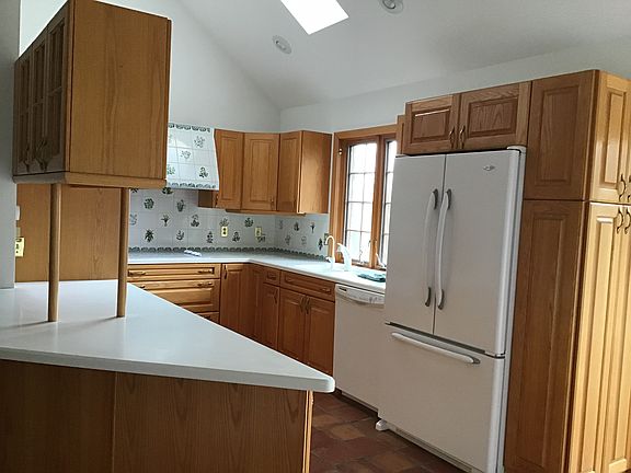 4th image of 501 Shadow Oaks Dr