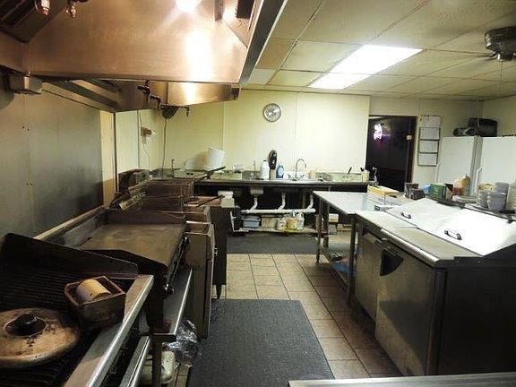 3rd image of 60 North St