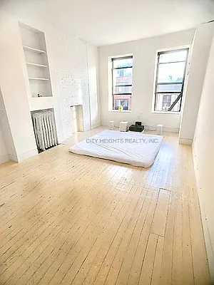 Rented by City Heights Realty | media 14