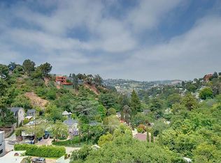 8449 Grand View Dr, Los Angeles, CA 90046