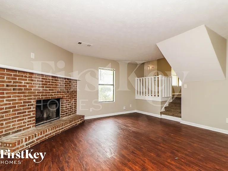3346 Clevemont Way — Photo 3