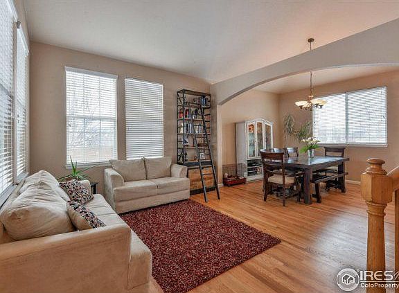 4th image of 264 Holden Ln