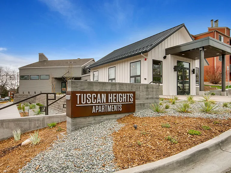 Tuscan Heights — Photo 17