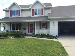 3032 Sunray Ln, Green Bay, WI 54313