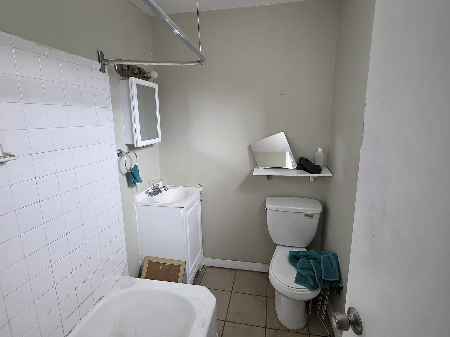 1 bed, 900 sqft, $1,650 — Photo 4
