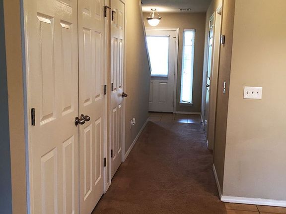 5th image of 3501 E Fairmont St
