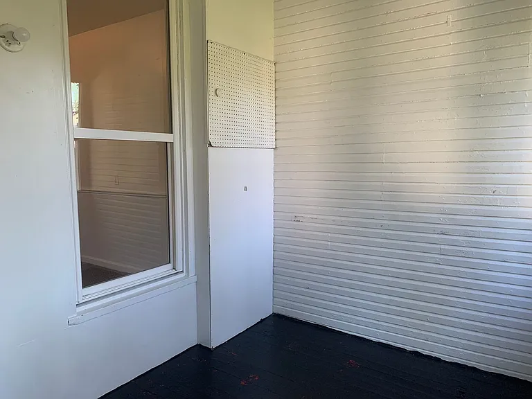 127 W Market St — Photo 29