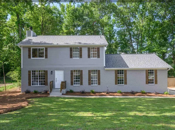 3225 Green Valley Rd, Birmingham, AL 35243
