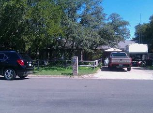 1208 Meadows Dr, Round Rock, TX 78681