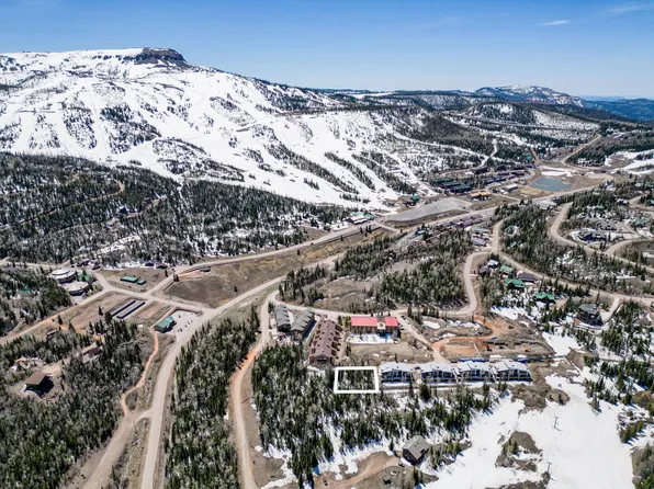 Ridgeview St, Brian Head, UT 84719