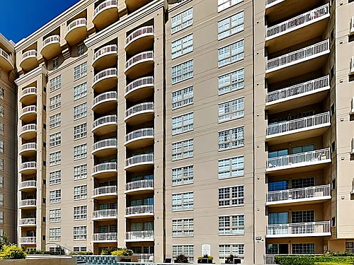 3225 Turtle Creek Blvd Photo 1