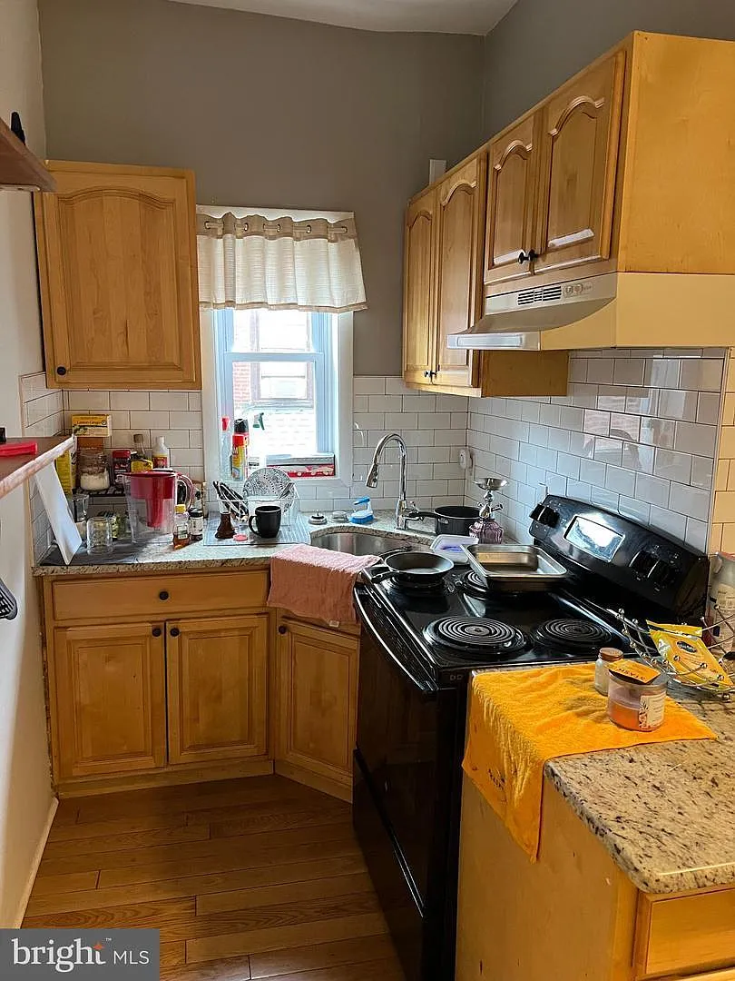 2 bed, 950 sqft, $950 — Photo 2