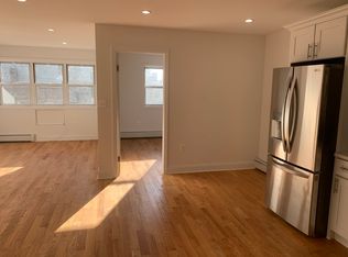 18-47 26th Rd #3-1, Astoria, NY 11102
