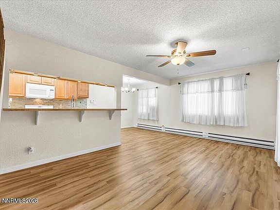 3rd image of 820 Jamaica Ave APT 3