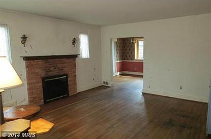 3rd image of 3204 Ferndale St