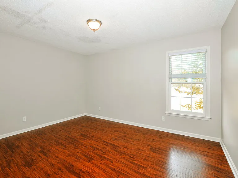 4378 Bunker Hill Dr — Photo 14