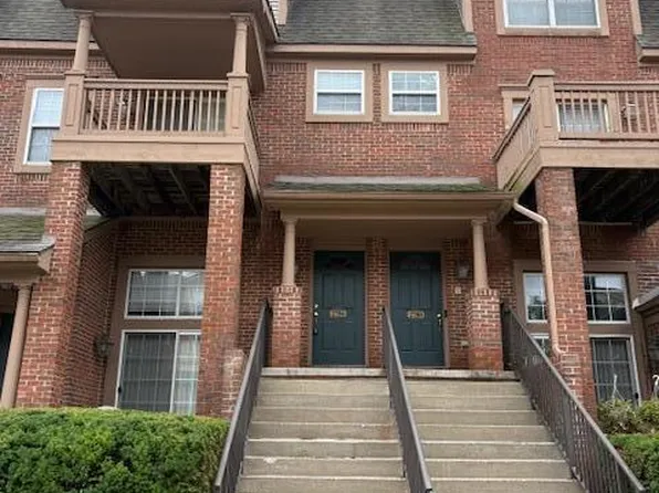 2784 Barclay Way, Ann Arbor, MI 48105