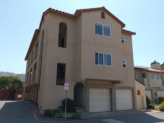 5th image of 2317 Beach Blvd APT 301