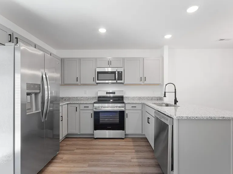 3873 Jockey Dr — Photo 10