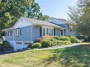 43 Continental Dr, New Windsor, NY 12553