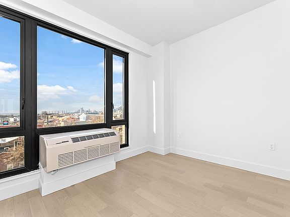 4th image of 571 4th Ave #608