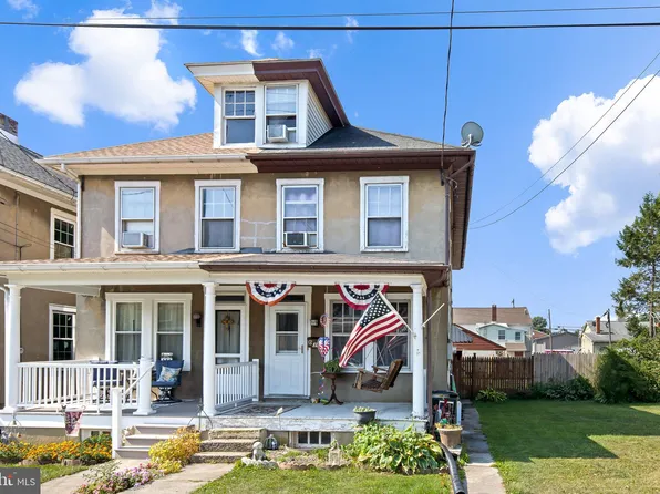 36 N Hazel St, Manheim, PA 17545