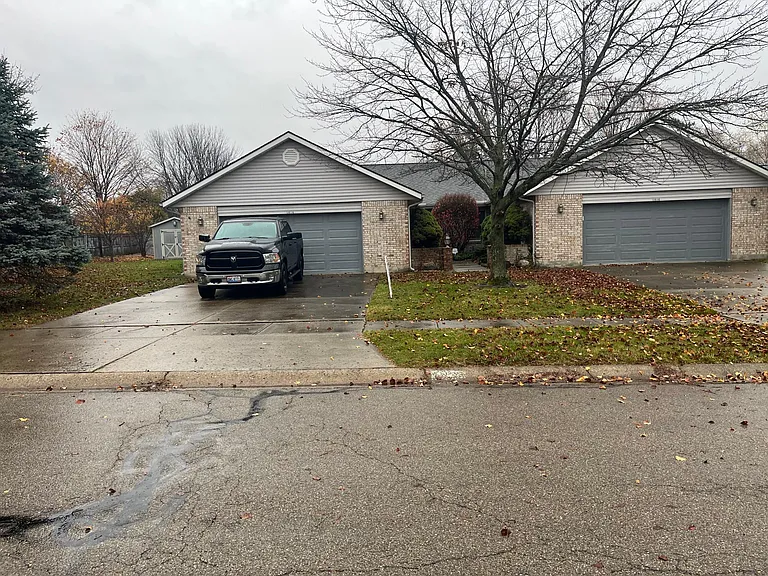 1814 N Lakeman Dr — Photo 3