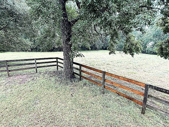 4th image of 5801 Sapp Rd