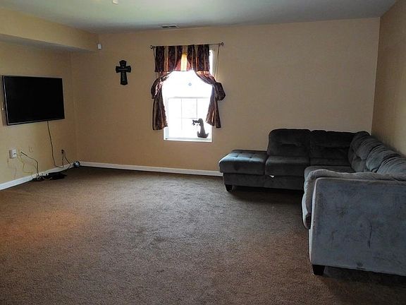 3rd image of 341 S Sherman Dr