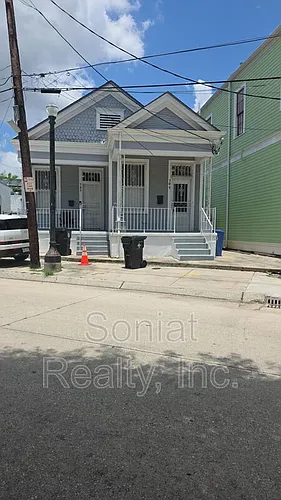 705 Felicity St Photo 1 705 Felicity St Photo 1