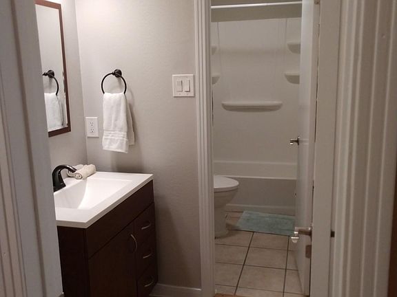 2nd image of 611 Pine Cir