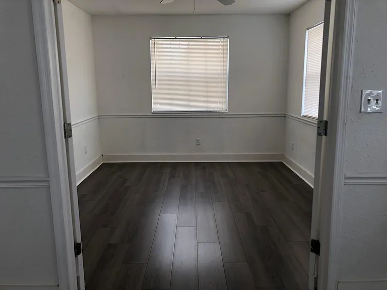 4634 N Florida Ave #1/2 — Photo 11