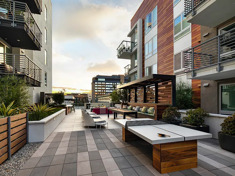 AMLI Park Broadway — Photo 21