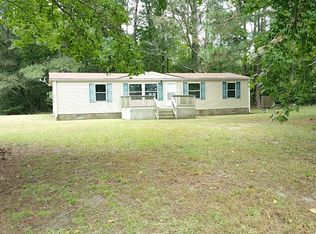 300 NW Backwoods Rd, Moyock, NC 27958