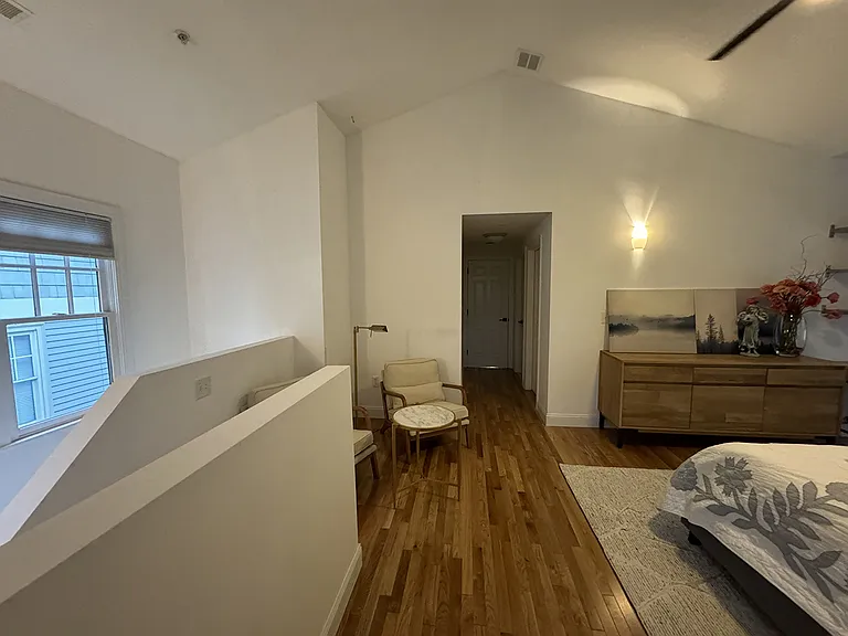 384 Washington St #H — Photo 7