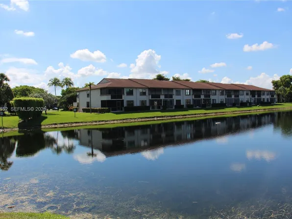 9459 W McNab Rd #215, Tamarac, FL 33321