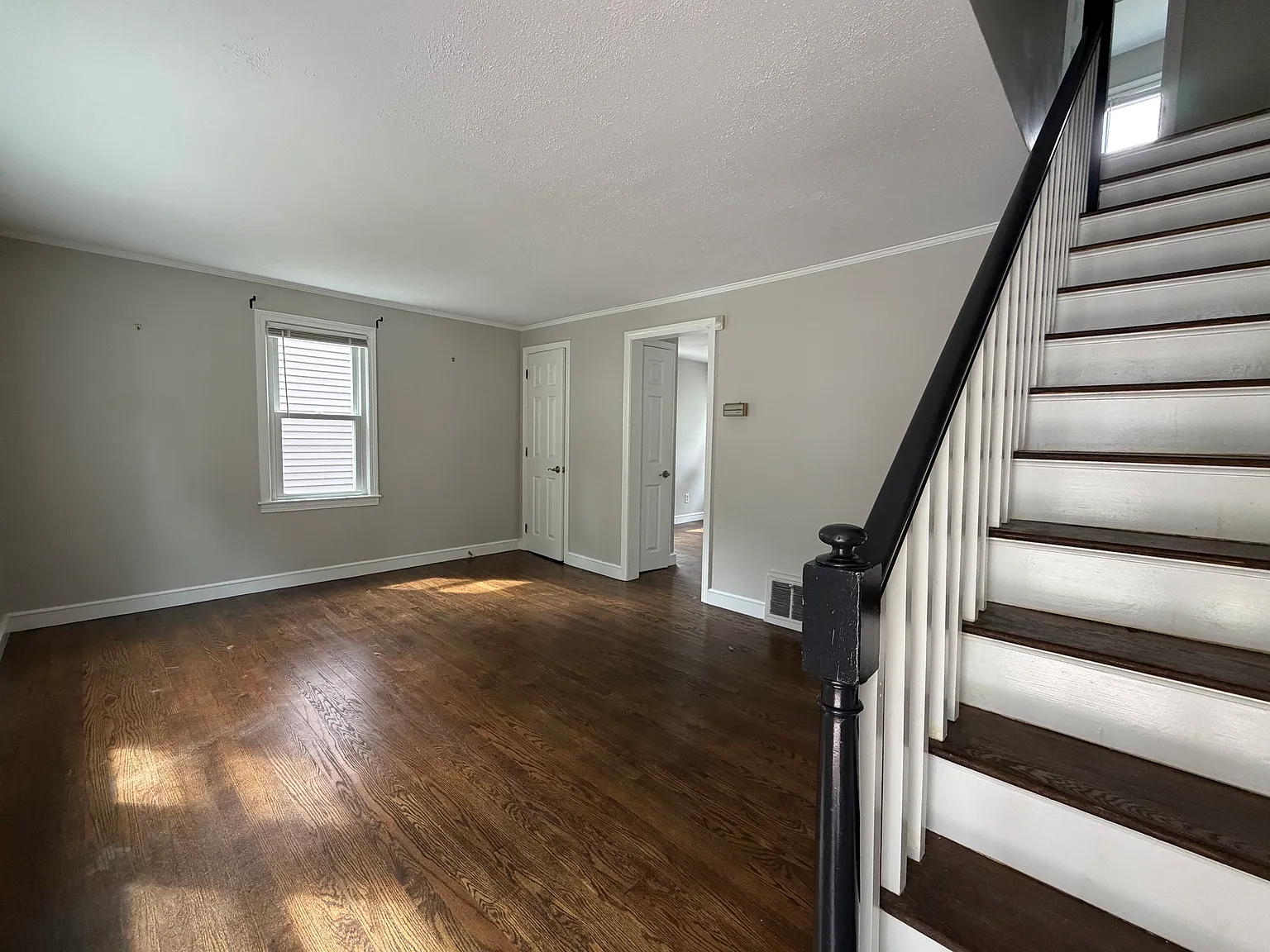 2 bed, $2,200 — Photo 2